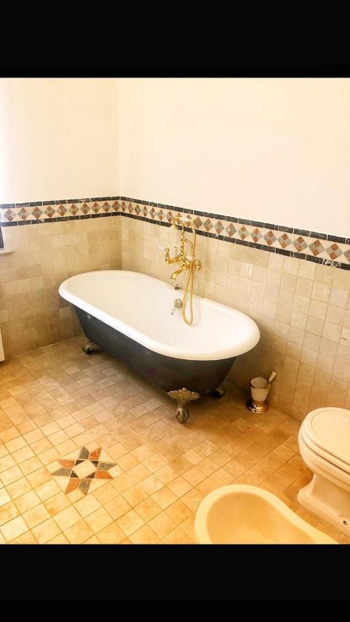 Bed and Breakfast N&M Dimora Carrieri Luxury Monopoli Exterior foto